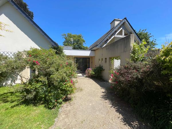 Magnifique villa contemporaine avec dépendances à Loctudy