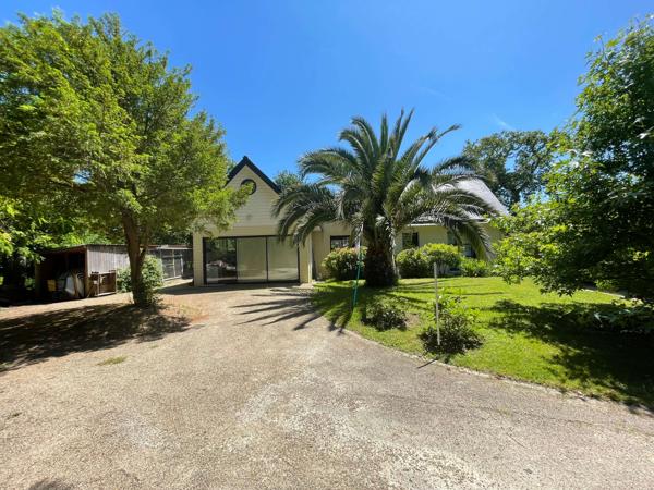 Magnifique villa contemporaine avec dépendances à Loctudy