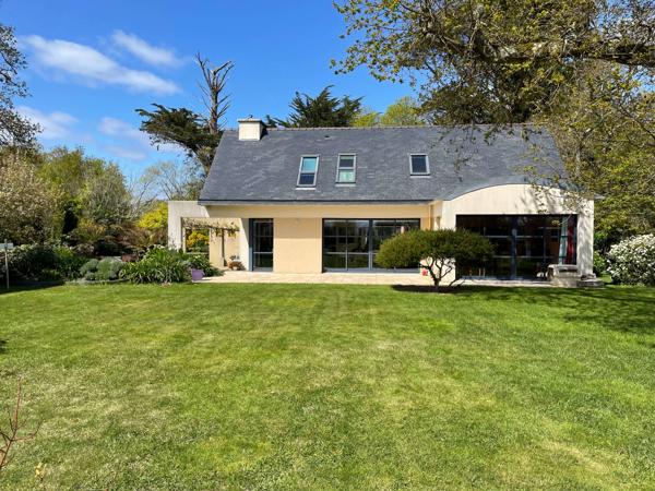 Magnifique villa contemporaine avec dépendances à Loctudy