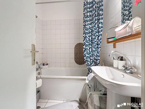 Appartement T2 30 m² – Immeuble en pierre – Quartier Saint‑Michel