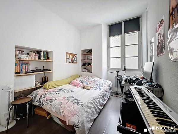 Appartement T2 30 m² – Immeuble en pierre – Quartier Saint‑Michel