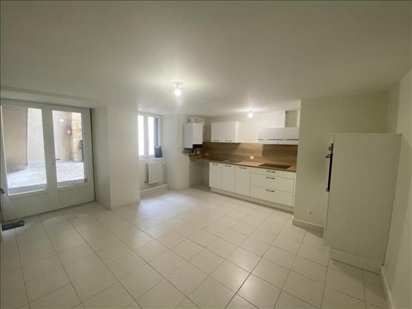 Appartement à louer |  FUMEL |  3 pièces | 51 m²