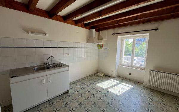 Appartement à louer    1 pièce •  Lanouaille