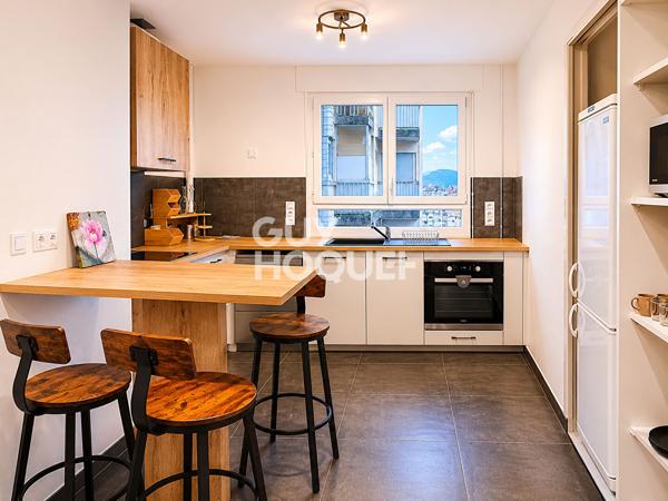 AIX LES BAINS, centre ville appartement de type 2 de 69 m² avec cave
