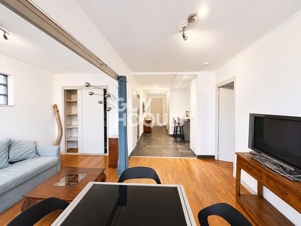 AIX LES BAINS, centre ville appartement de type 2 de 69 m² avec cave