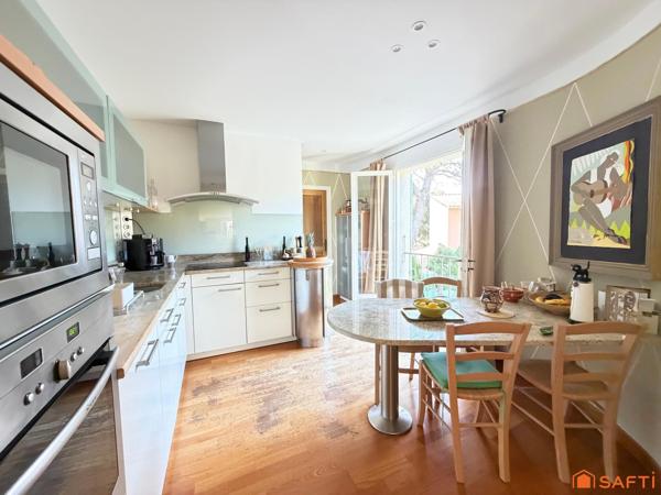MAISON 185m2, 5 chambres, bureau, piscine, jardin!