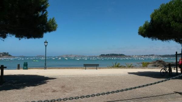 Maison contemporaine avec jardin dans un quartier calme de Dinard