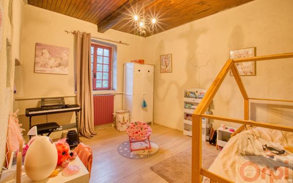 Maison à vendre    7 pièces •  Chomérac