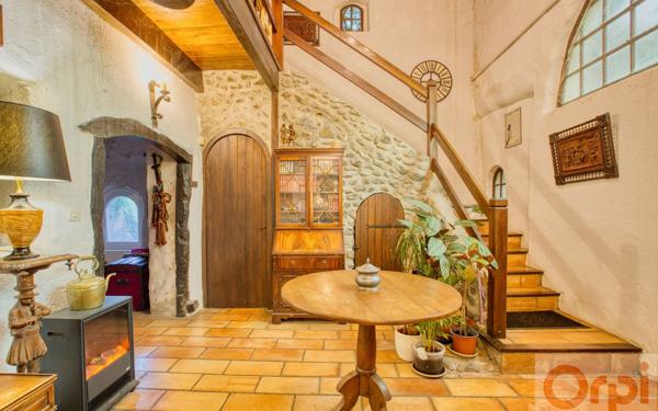 Maison à vendre    7 pièces •  Chomérac
