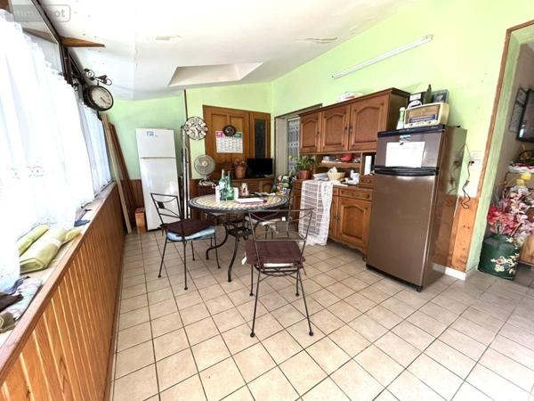 Maison à vendre à Connerré dans la Sarthe (72160), ref : 72033-228