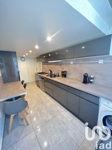 Maison à vendre 9 pièces 125 m² Savigny-le-Temple