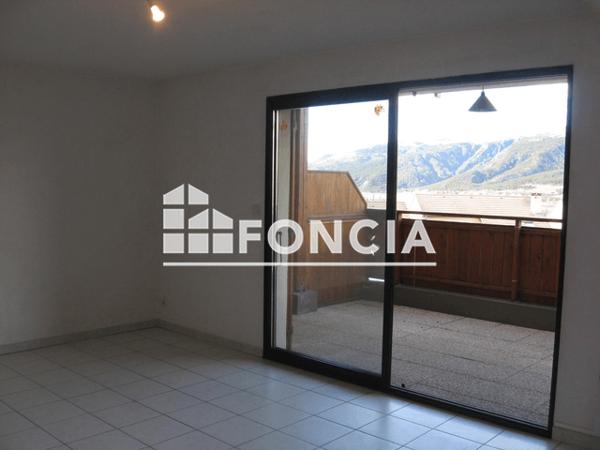 Location Appartement 3 pièces 54.2 m² - IMPASSE DES ORMEAUX Baratier 05200