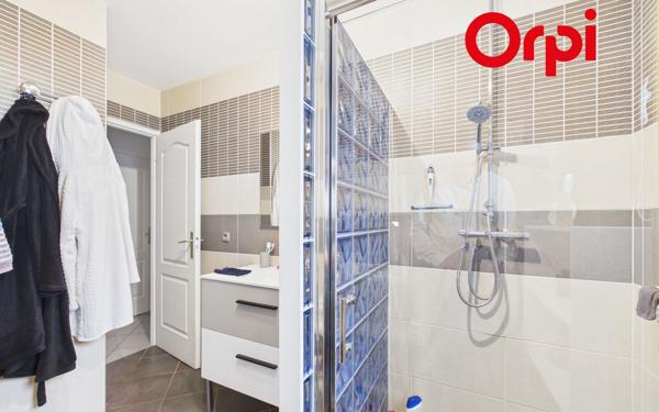 Maison à vendre    3 pièces •  Bernay