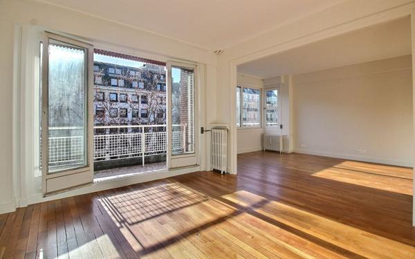 Appartement à vendre    5 pièces • 109,63 m2 Paris 6