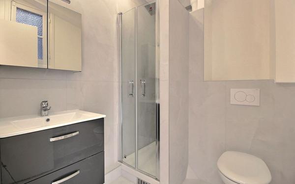 Appartement à vendre    5 pièces • 109,63 m2 Paris 6