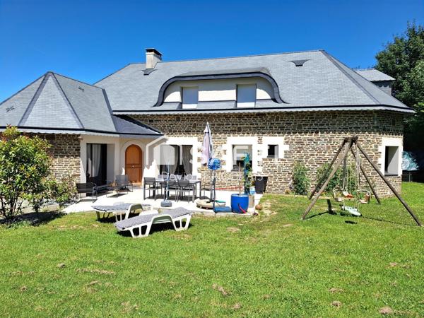 MAISON RECENTE EXCEPTIONNELLE ET ATYPIQUE