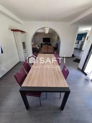 MAISON RECENTE EXCEPTIONNELLE ET ATYPIQUE