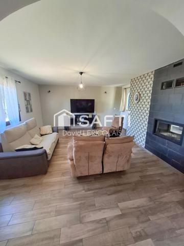 MAISON RECENTE EXCEPTIONNELLE ET ATYPIQUE