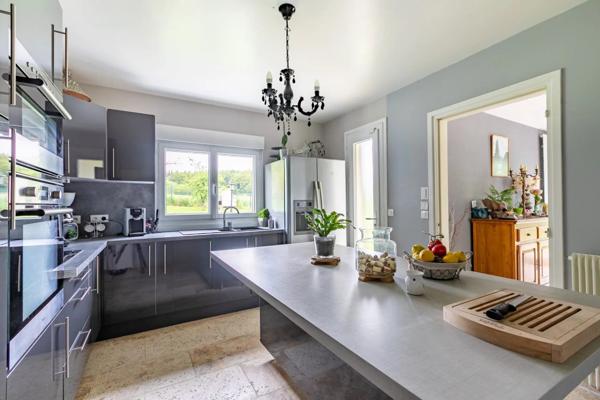 Vente Maison 8 pièces 257 m2 à Ribécourt-Dreslincourt