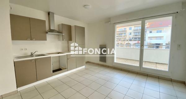 Location Appartement 2 pièces 44.07 m² - Bonne 74380