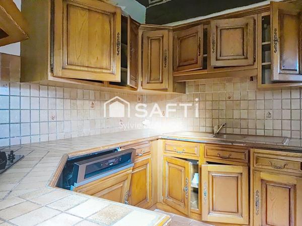 Maison en Pierre, piscine, terrain 1701m2