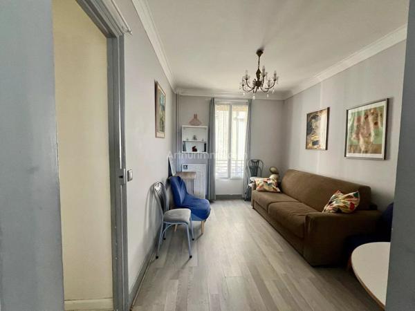Location                                                      Appartement
                        
                     2 pièces                      31 m2                     à Boulogne-Billancourt