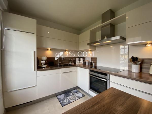 Maison 5 pièce(s) 3 chambre(s) 114.25 m²