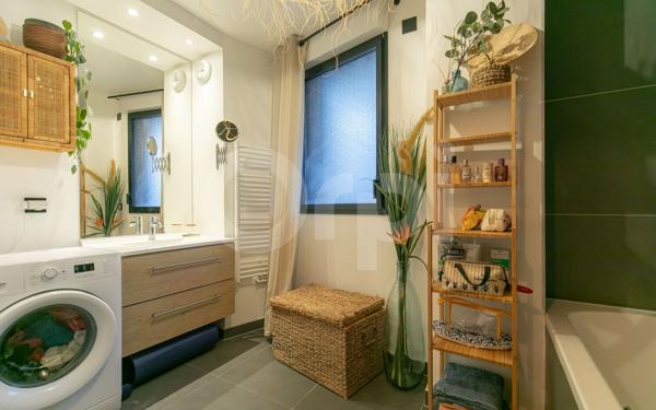 Appartement à vendre    3 pièces • 62,60 m2 Noisy-le-Grand