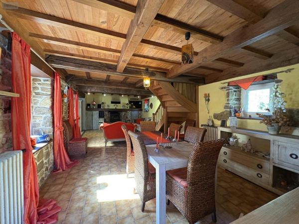 Maison à vendre à Jullouville dans la Manche (50610), ref : VM3893-50026