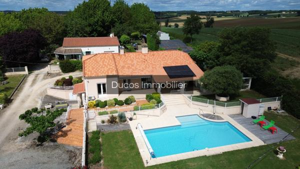Ensemble immobilier comprenant 2 maisons sur 3 hectares de terrain