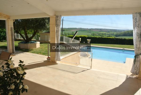 Ensemble immobilier comprenant 2 maisons sur 3 hectares de terrain