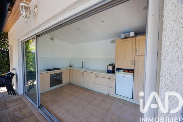 Maison à vendre 4 pièces 185 m² Tramoyes