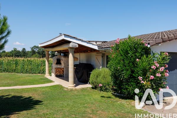 Maison à vendre 4 pièces 185 m² Tramoyes