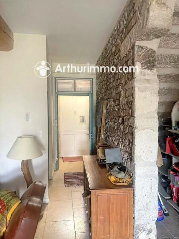 Vente                                                      Appartement
                        
                     4 pièces                      109 m2                     à Trévoux