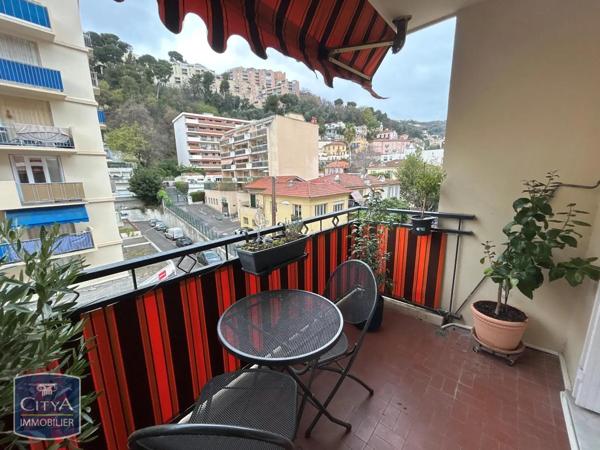 Appartement à louer 2 pièces 49.9m² Nice (06100)