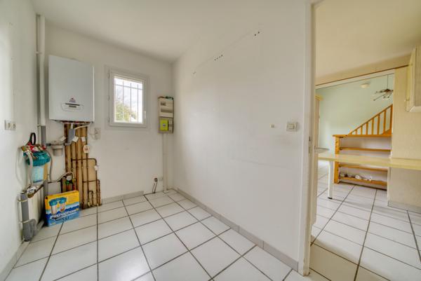 Maison de plain-pied 110 m² avec double garage entre Saintes et Pons 