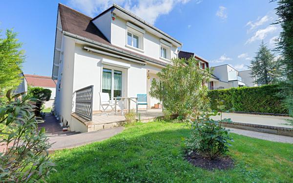 Maison à vendre    5 pièces •  Champs-sur-Marne