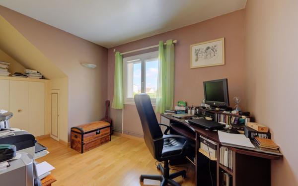 Maison à vendre    5 pièces •  Champs-sur-Marne