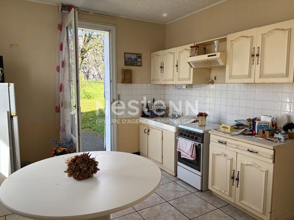 Maison plain-pied 4 pièces à vendre à La Châtaigneraie - Terrain 922 m²