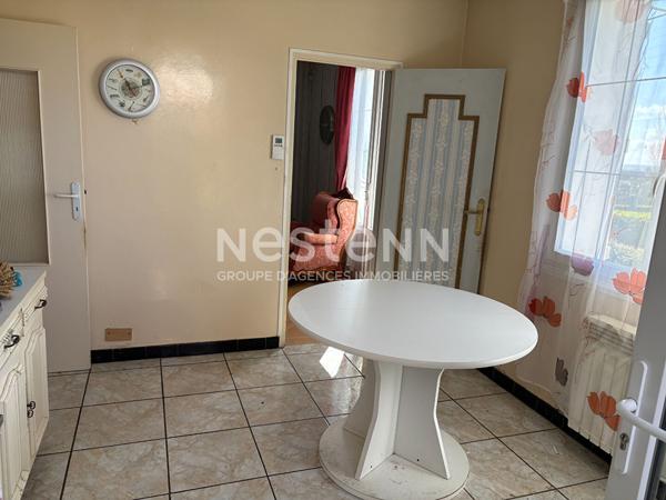 Maison plain-pied 4 pièces à vendre à La Châtaigneraie - Terrain 922 m²