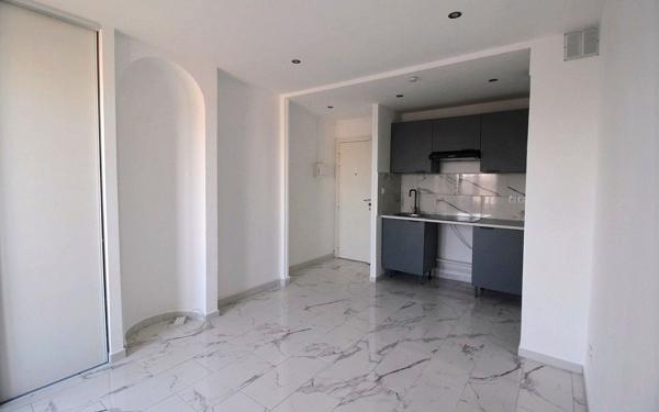 Appartement à vendre    2 pièces • 33 m2 Clichy