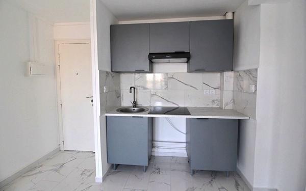 Appartement à vendre    2 pièces • 33 m2 Clichy