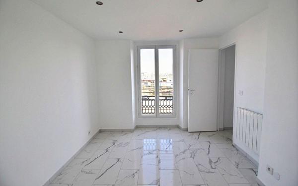 Appartement à vendre    2 pièces • 33 m2 Clichy