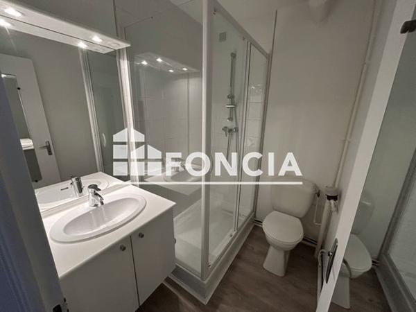 Location Studio 27.85 m² - 10 ALLEE SIMONE DE BEAUVOIR Le Pont-de-claix 38800