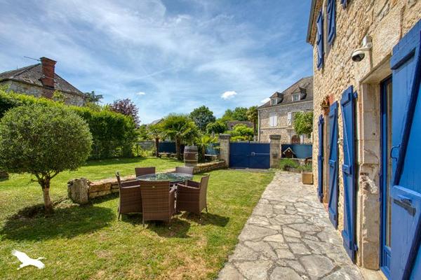 Maison à vendre |                                       Les Quatre-Routes-du-Lot |                                        5 pièces  |  174 m²