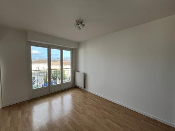 Appartement à louer |                                        Bègles |                                        3 pièces  | 84 m²