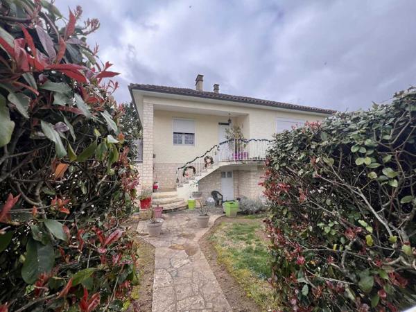 Maison contemporaine - Saint-cyprien Maison contemporaine de 4 chambres, investissement locatif, proche des commerces