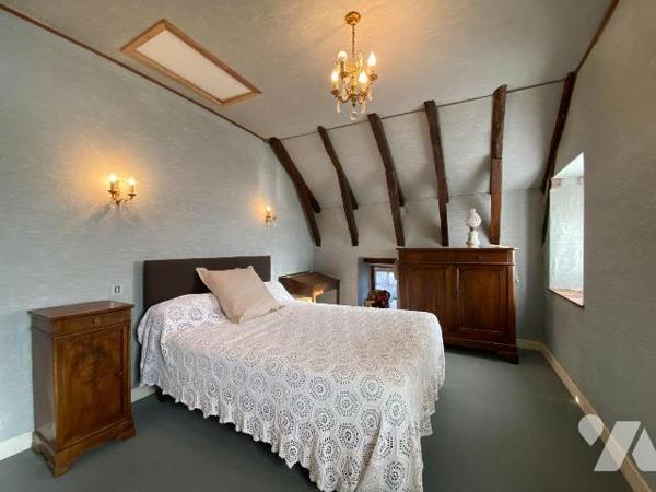 ARPAJON-SUR-CERE, Carbonat, sur 1799m² de terrain à vendre maison d'habitation comprenant,  Sou...