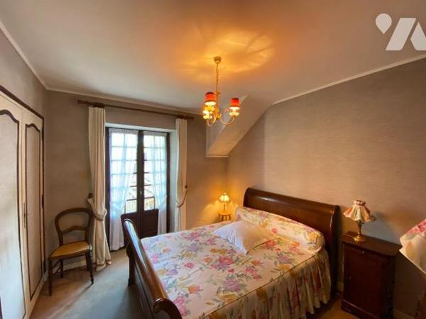 ARPAJON-SUR-CERE, Carbonat, sur 1799m² de terrain à vendre maison d'habitation comprenant,  Sou...