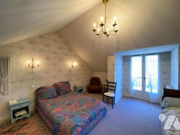 ARPAJON-SUR-CERE, Carbonat, sur 1799m² de terrain à vendre maison d'habitation comprenant,  Sou...